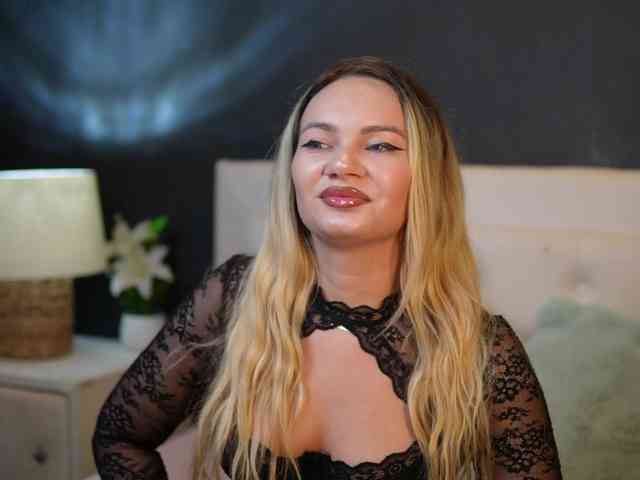 DaliaParis webcam