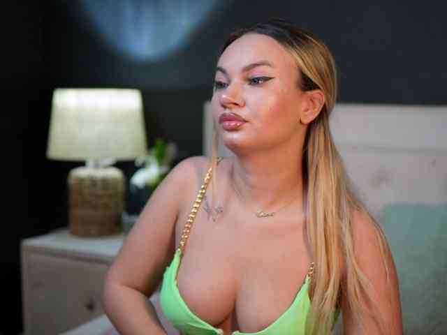 DaliaParis Live Webcam on BongaCams
