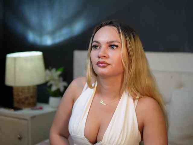 DaliaParis webcam