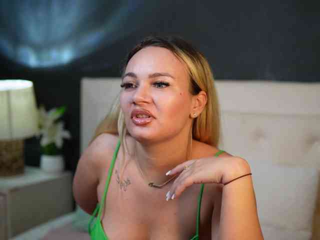 DaliaParis webcam