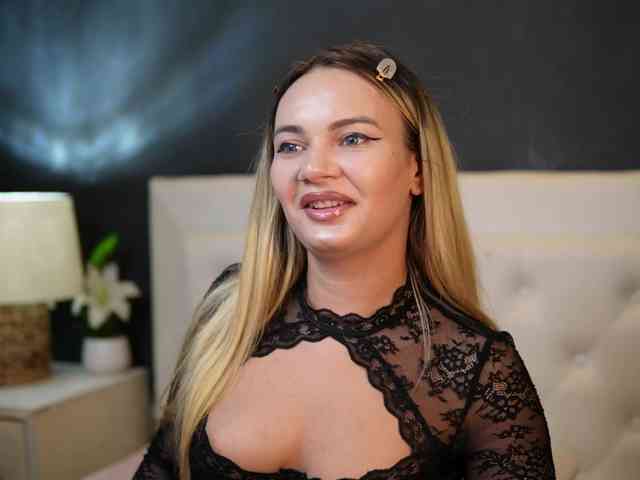 DaliaParis webcam