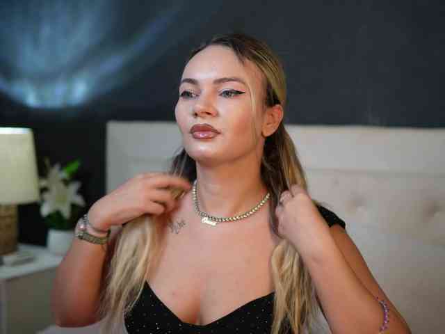 DaliaParis - Girl 