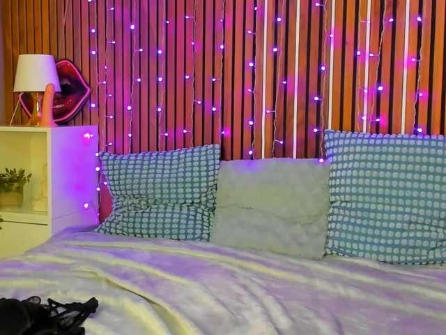 AshleyNova live webcam show