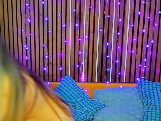AshleyNova webcam