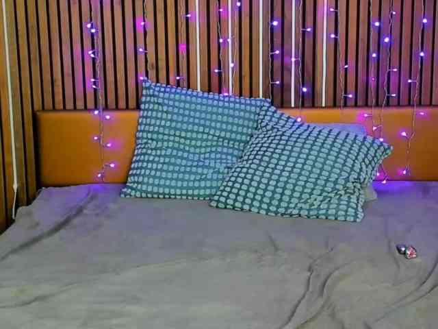 AshleyNova webcam