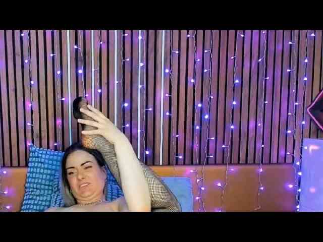 AshleyNova webcam