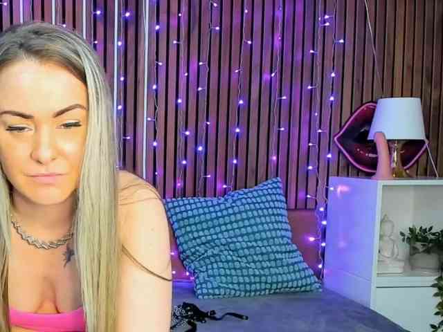 AshleyNova AshleyNova