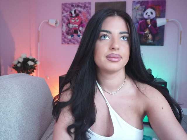 OlyviaDelight's BongaCams show and profile