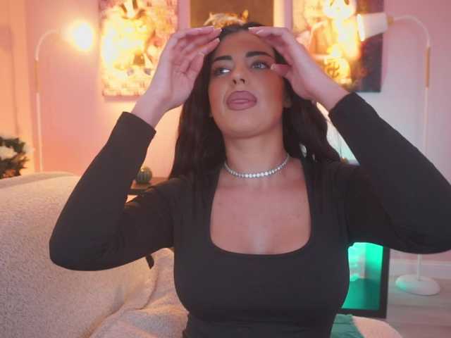 OlyviaDelight's BongaCams show and profile