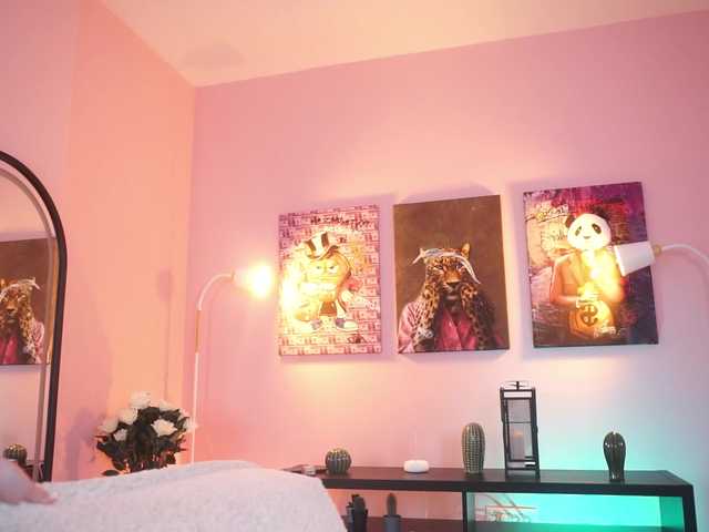 OlyviaDelight's BongaCams show and profile