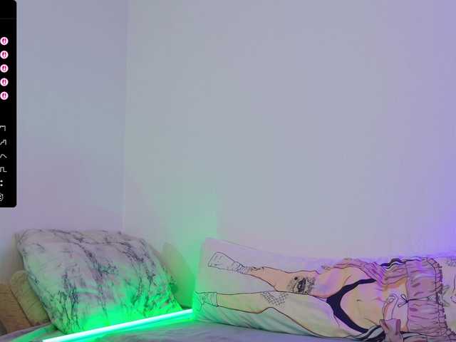 AleksaCandy live cam on BongaCams