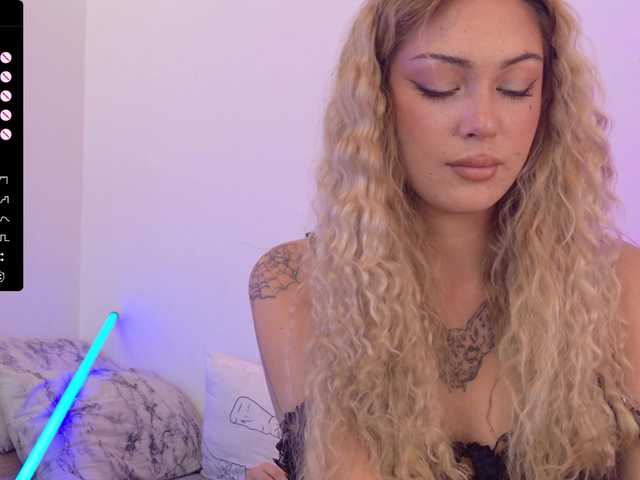  AleksaCandy chat room