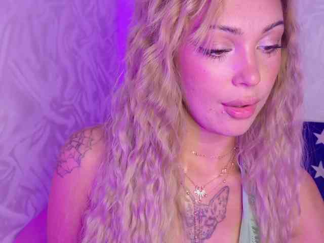 AleksaCandy webcam