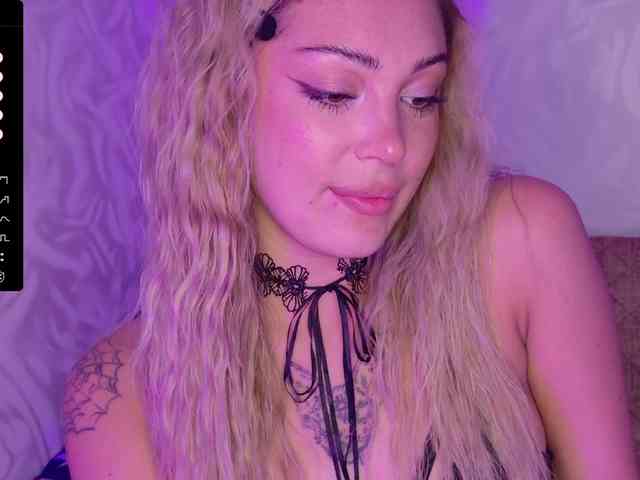 AleksaCandy webcam