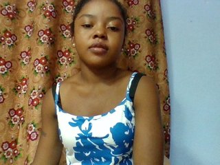 Elysa7's Live Webcam