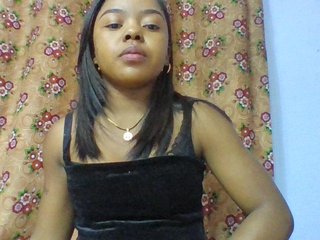 Elysa7's Live Webcam