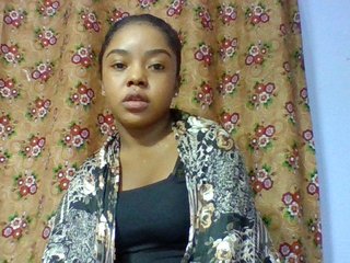 Elysa7's Live Webcam