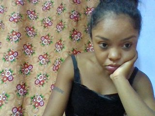 Elysa7's Live Webcam