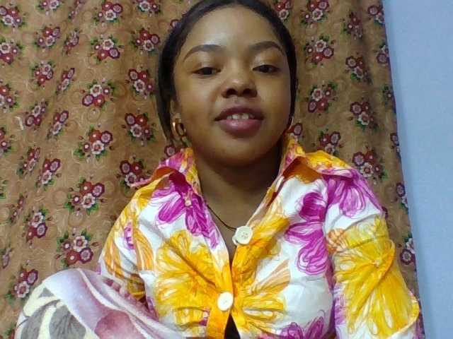 Elysa7 live cam on BongaCams