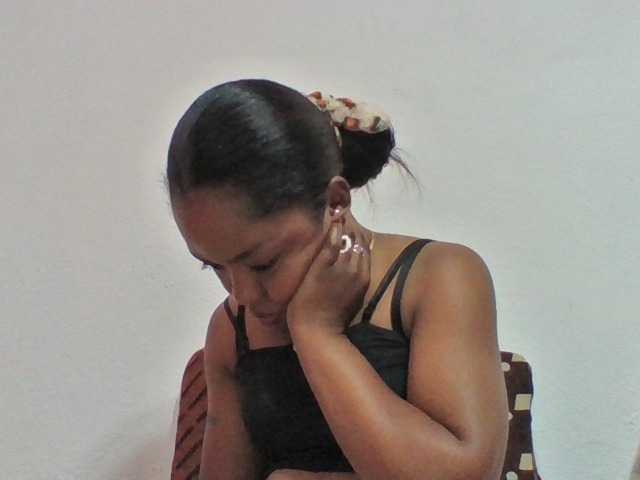 Elysa7 live cam on BongaCams