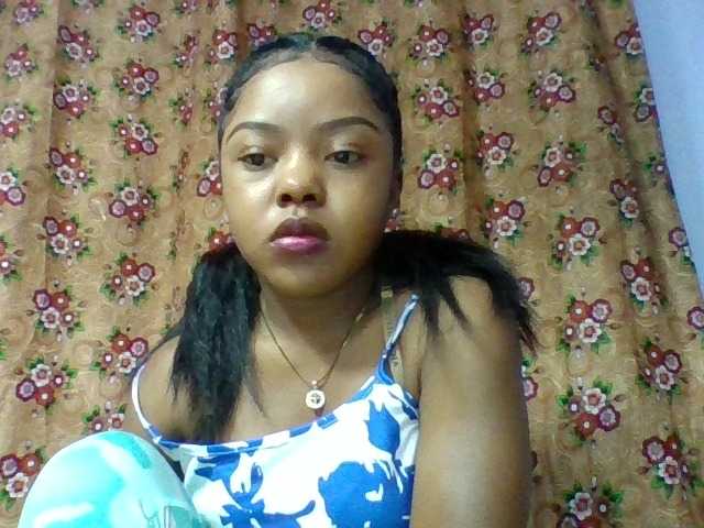 Elysa7 live cam on BongaCams