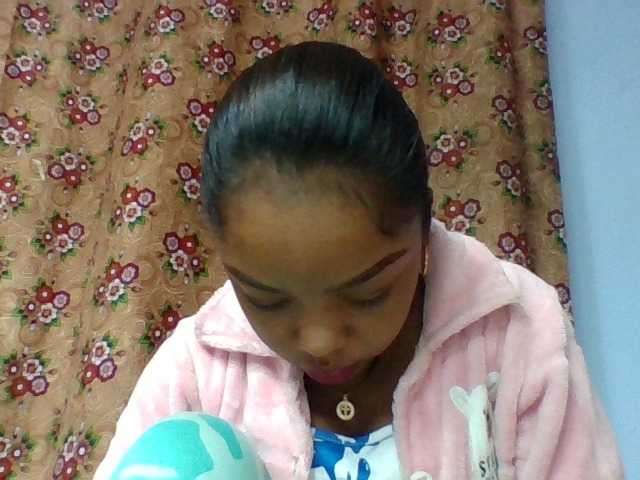 Elysa7 live cam on BongaCams