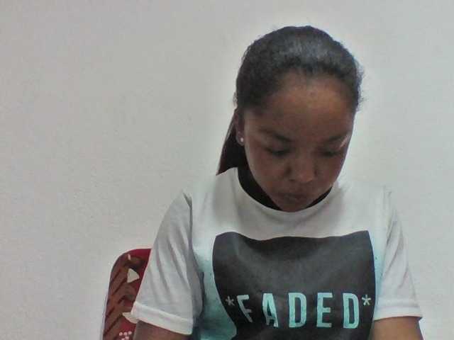 Elysa7 live cam on BongaCams