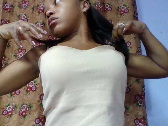 Elysa7 live cam on BongaCams