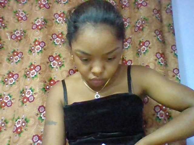 Elysa7 live cam on BongaCams