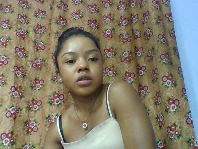Elysa7 live cam on BongaCams
