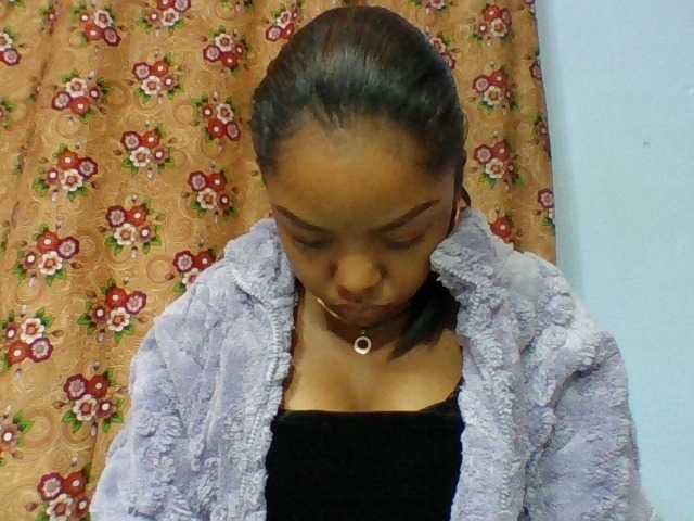 Elysa7 live cam on BongaCams
