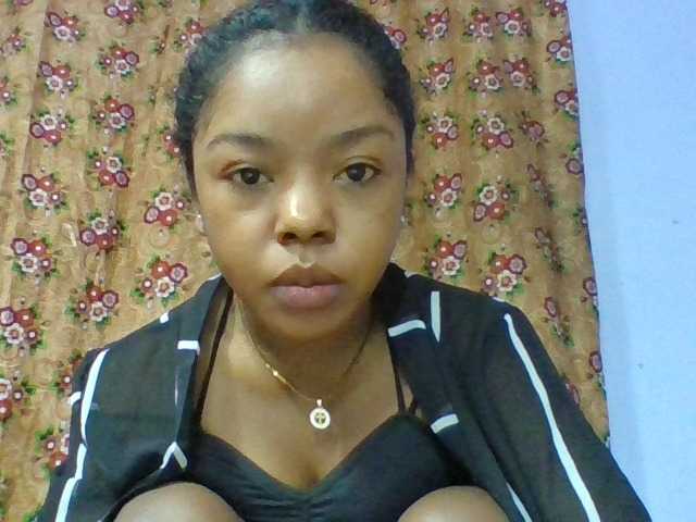 Elysa7 live cam on BongaCams
