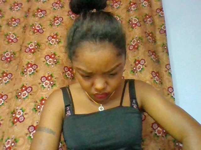 Elysa7 live cam on BongaCams