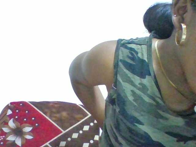 Elysa7 live cam on BongaCams