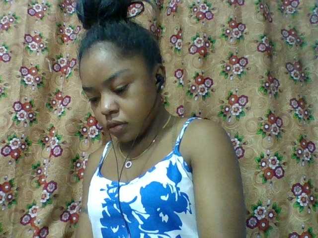 Elysa7 live cam preview