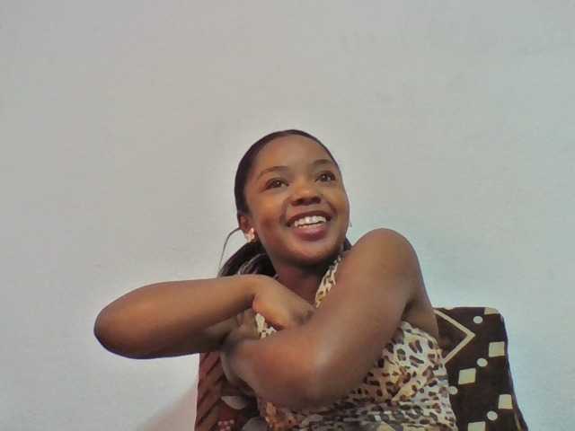 Elysa7 live cam on BongaCams