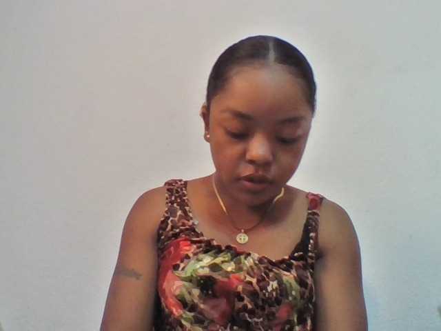 Elysa7 live cam on BongaCams
