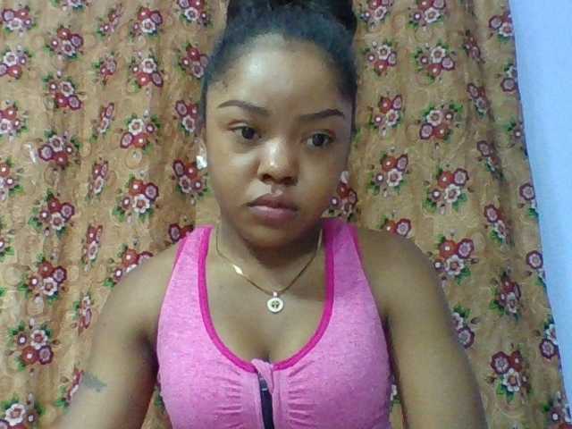 Elysa7 live cam on BongaCams