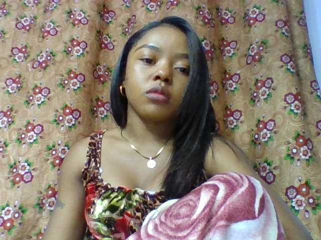 Elysa7 live cam on BongaCams