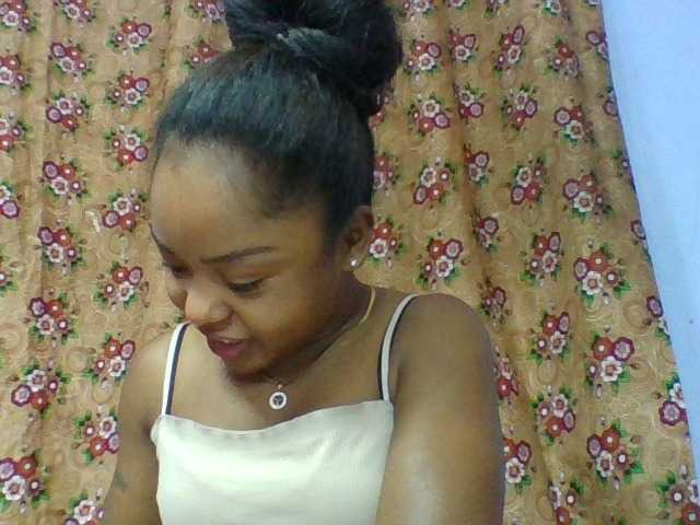 Elysa7 live cam on BongaCams