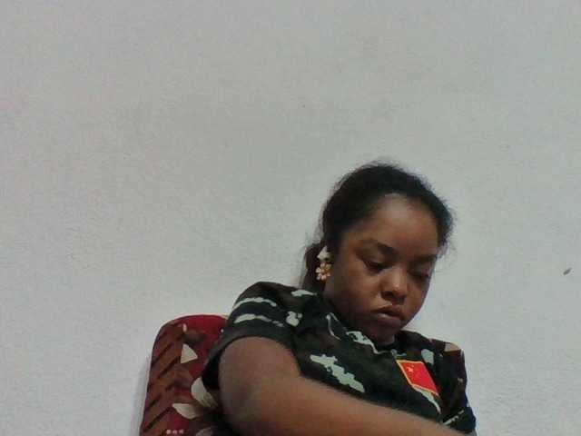 Elysa7 live cam on BongaCams