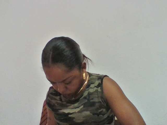 Elysa7 live cam on BongaCams