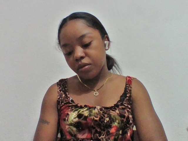 Elysa7 live cam on BongaCams