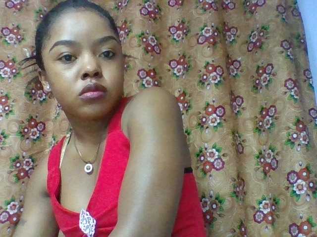 Elysa7 live cam on BongaCams