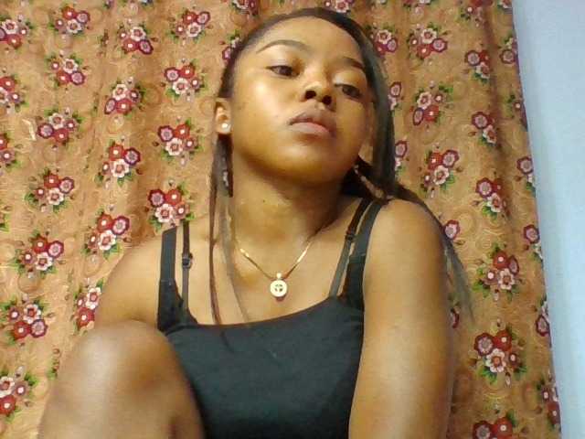 Elysa7 live webcam show