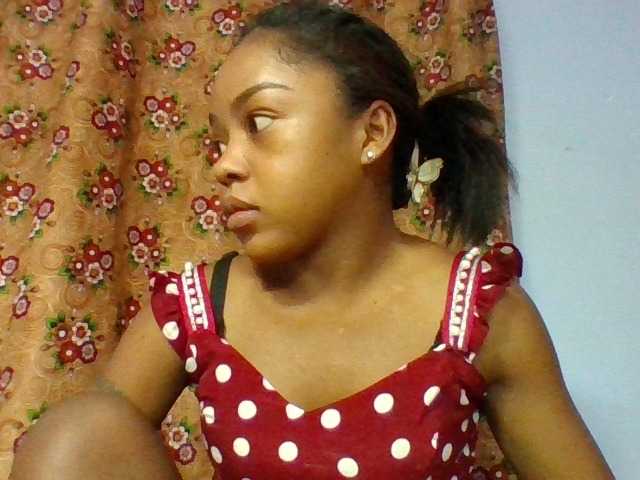 Elysa7 live cam on BongaCams