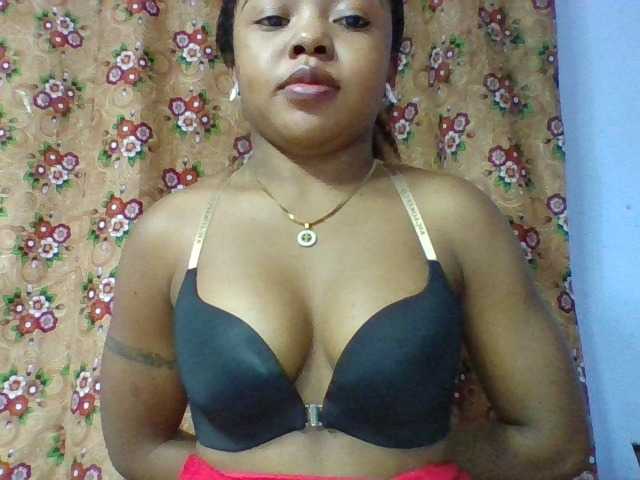Elysa7 live cam on BongaCams