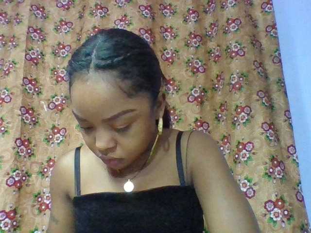 Elysa7 live cam on BongaCams