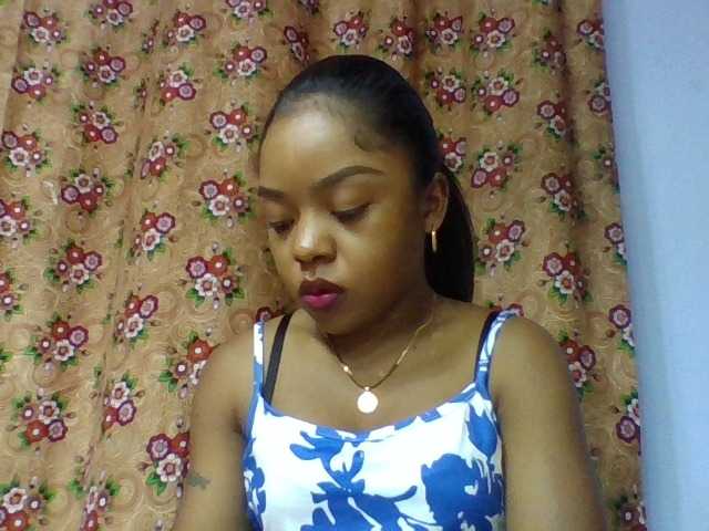 Elysa7 live cam on BongaCams