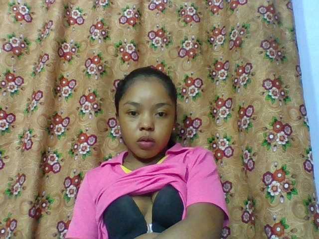 Elysa7 live cam on BongaCams